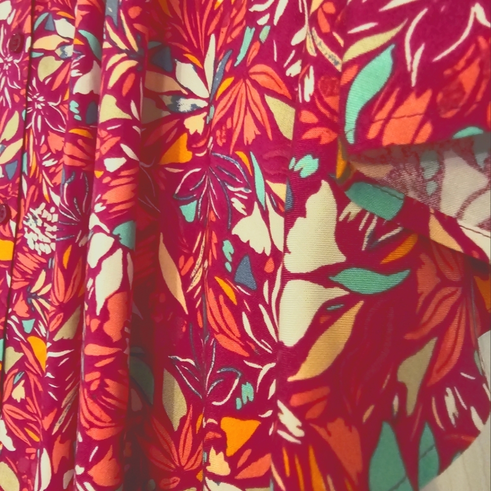 COPY - D&Co. New hot pink blouse 5x - Picture 3 of 3